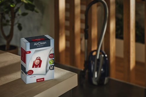 Miele Genuine AirClean 3D FJM Vacuum Cleaner Bags, 4 x Bags, 1 AirClean Exhaust Filter