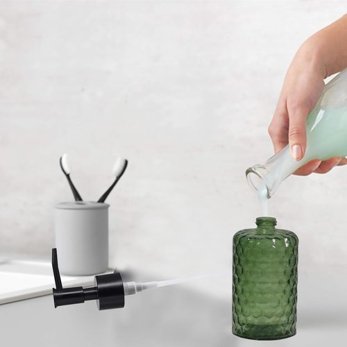 Green Glass Soap Dispenser with Plastic Pump, 17oz Liquid Hand Soap Dispenser for Kitchen & Bathroom, Great for Lotions, Essential Oil, Liquid Soaps