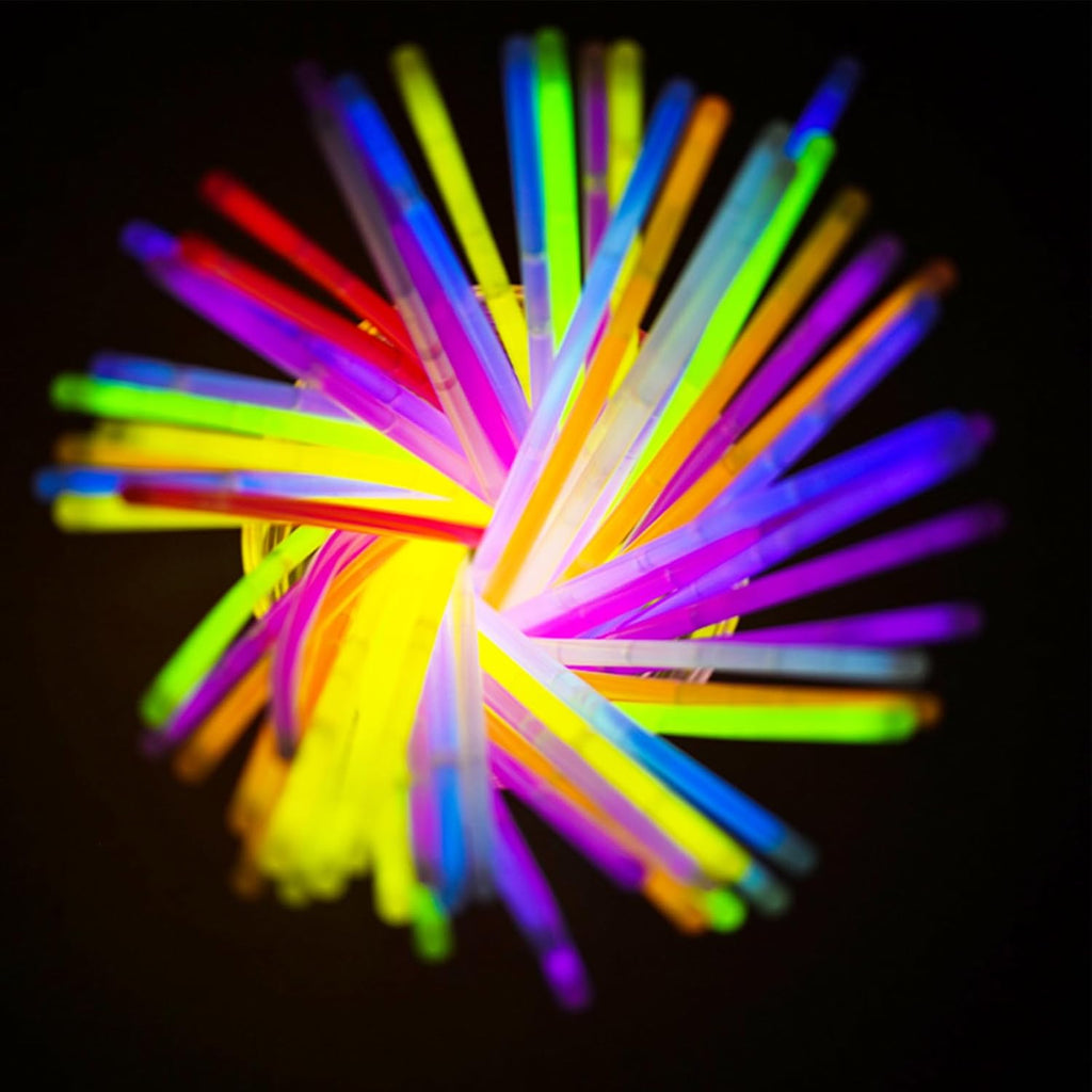 Skiennix Glow Sticks - 100PCS Bulk Party Pack | 8” Glow In The Dark Bracelets for Kids & Camping