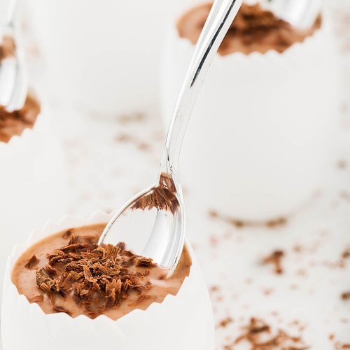 Restaurantware-4 Inch Mini Spoons, 500 Disposable Tiny Spoons - Heavy-Duty, Pair With Appetizers or Desserts, Silver Plastic Sample Spoon, For Parties, Weddings, Or Catering