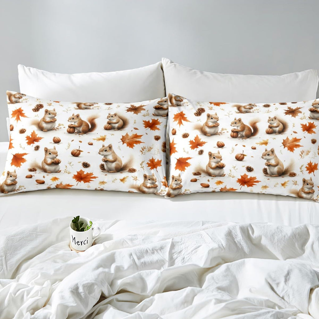 Feelyou Boys Girls Fall Autumn Sheet Set Queen Size, Cute Squirrel Bed Sheets Set Cartoon Animal Sheets with Deep Pocket Fitted Sheet Kids Maple Leaf Teens Bedding Set with 2 Pillow Case