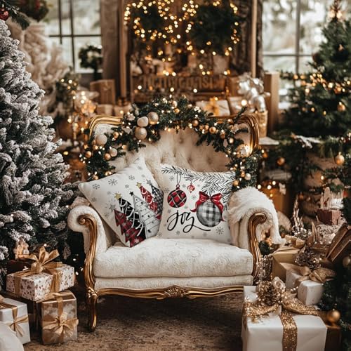 GEEORY Christmas Throw Pillow Covers 18x18 Inch - Set of 4 Farmhouse Xmas