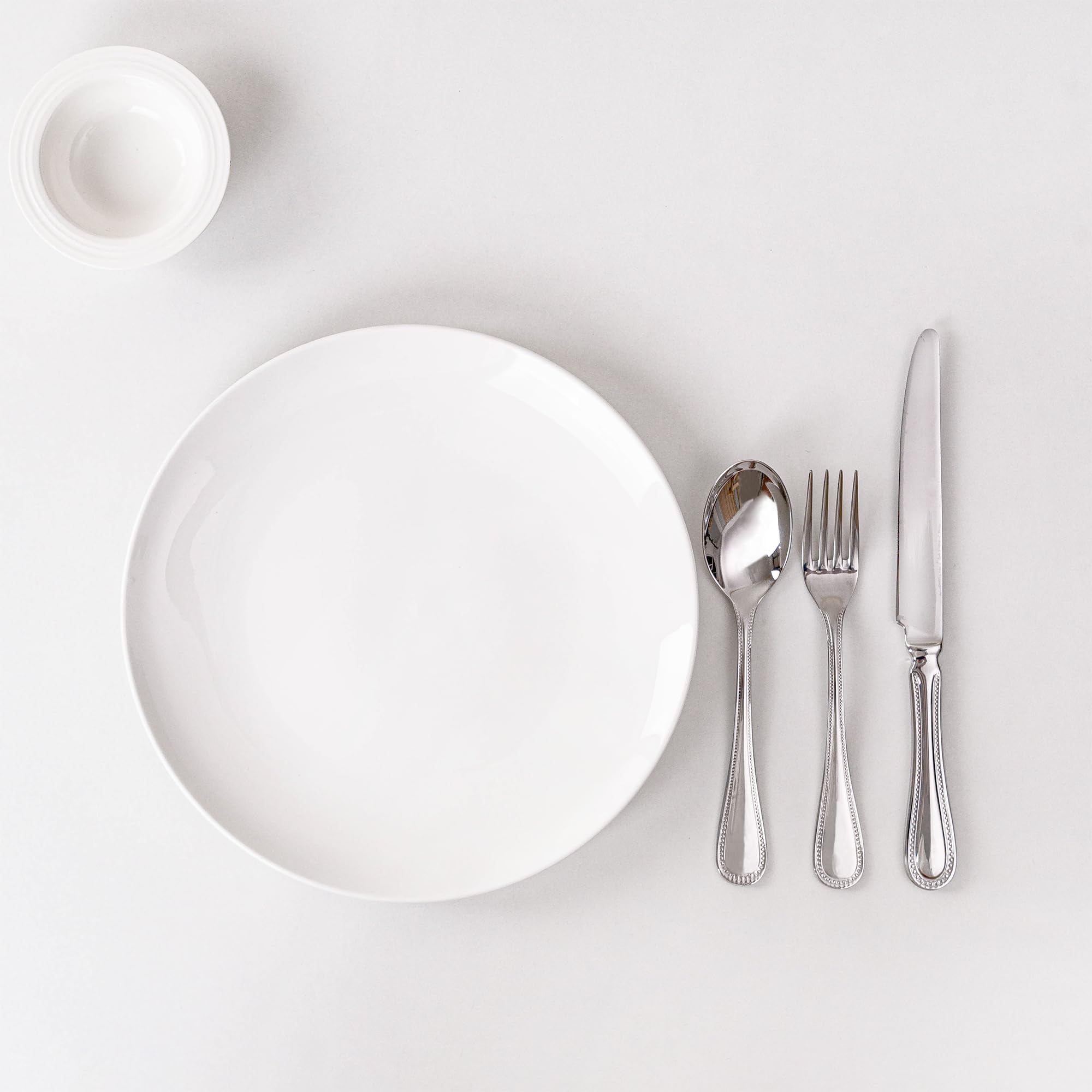 YALONG White Dinner Plates Set of 6, 10 Inch Ceramic Plates – White Porcelain Dinner Plates for Kitchen, Serving & Everyday Use, Microwave & Dishwasher Safe, 25.4Cm
