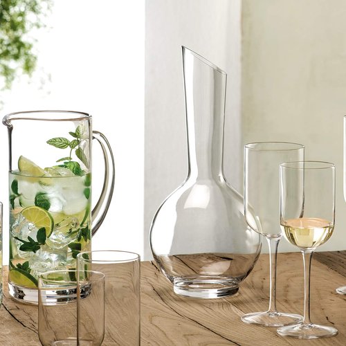 Luigi Bormioli Sublime 25.25 oz Wine Decanter – Elegant Ultra Clear Glass Carafe For Wine, Water, Juice, Coffee, Iced Tea – Wide Mouth Carafe For Restaurants & Home Use, Handmade & Dishwasher safe