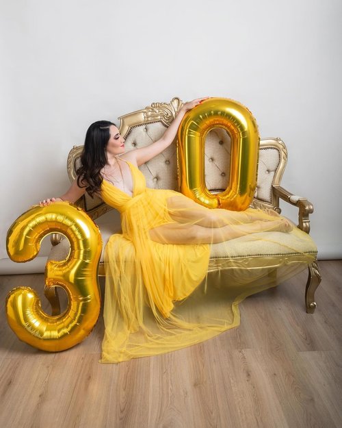Gold Number 30 Balloon - 40 Inch Golden Birthday Decoration for 30th Celebration | Party Supplies