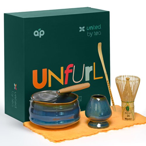 Matcha Gift Set 6 Pcs – Ceramic Bowl, Bamboo Whisk, Whisk Holder, Scoop, Sifter & Cloth – Traditional Japanese Set for Green Tea by Aprika Matcha (Blue)