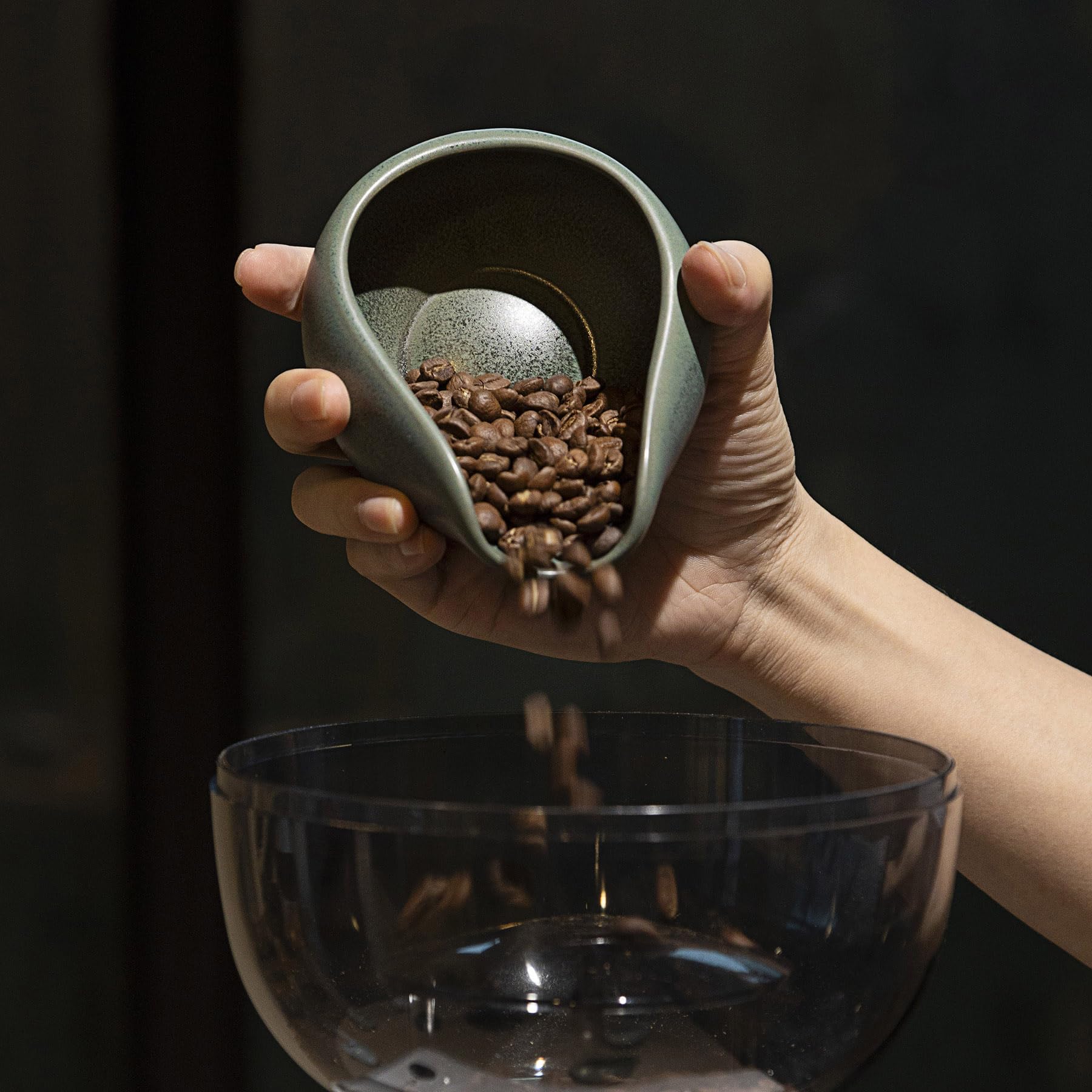 Loveramics 2-Pack Coffee Bean Dosing Cups by James Hoffmann, 30g-60g Capacity (Matte Dark Green)