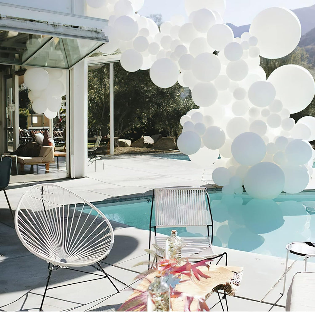 PartyWoo White and Red Balloons - 280 Pcs in 18/12/10/5 Inch Sizes | Classic Arch Kit