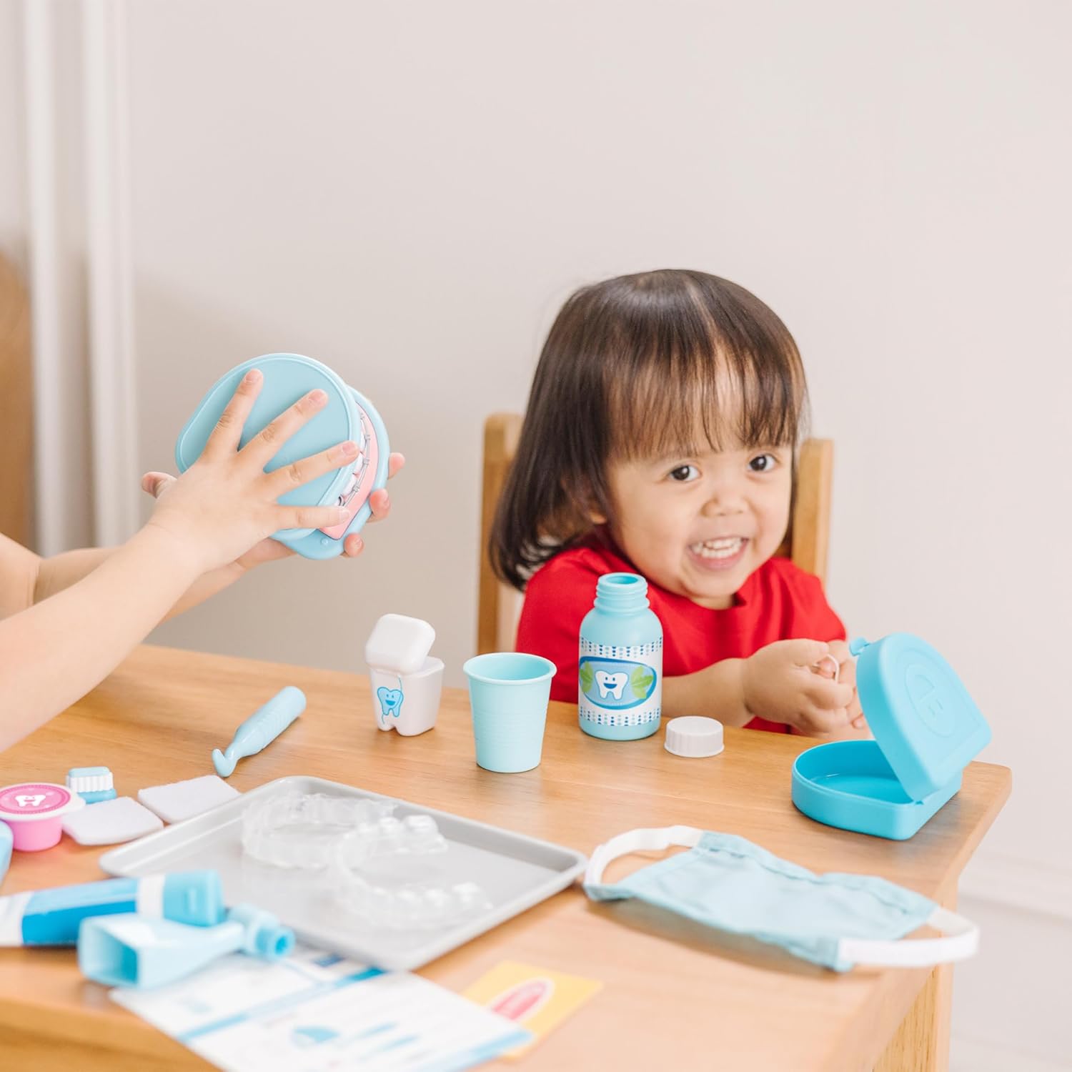 Melissa & Doug Super Smile Dentist Play Set - 25-Piece Kit with Oversized Teeth & Tools for Kids 3+