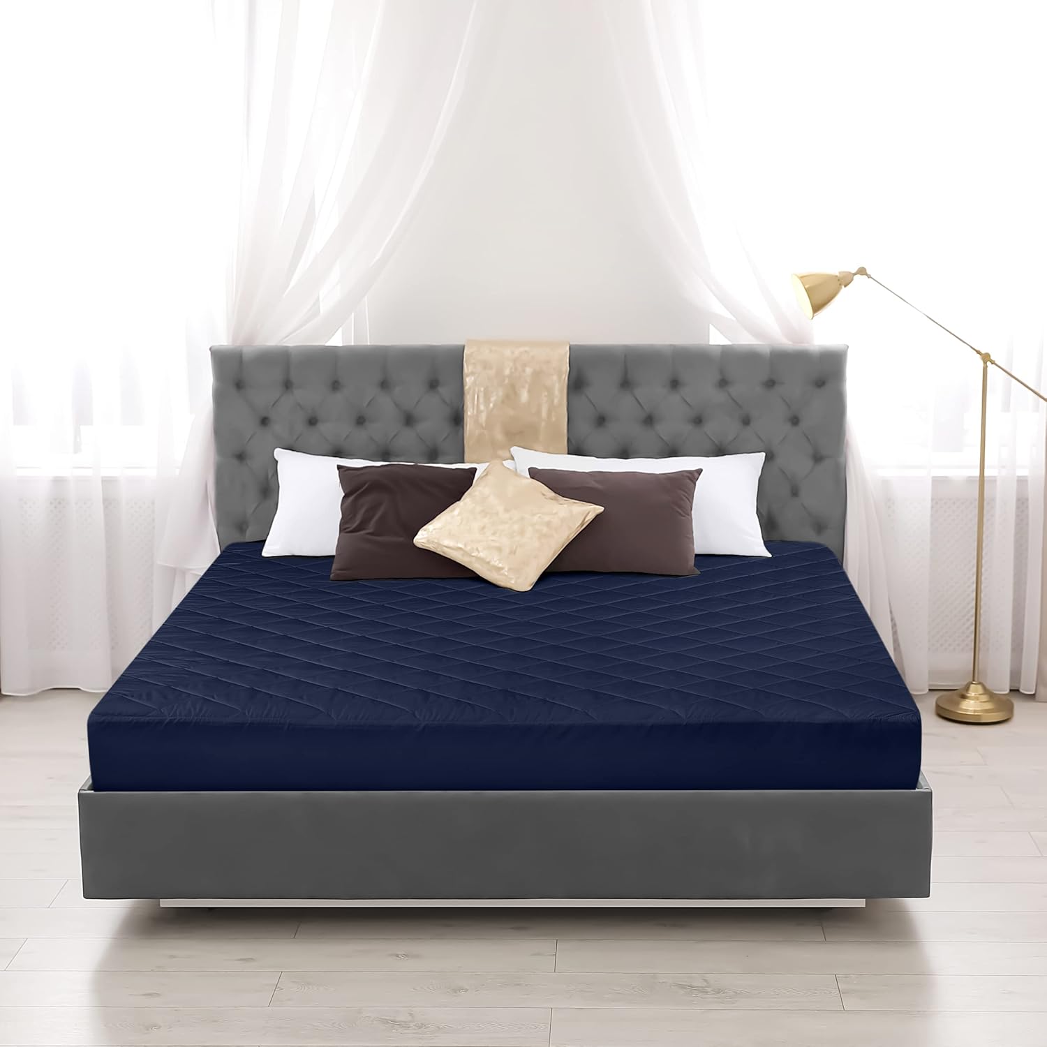 Utopia Bedding Quilted Fitted Mattress Pad - Twin Size Deep Pocket Protector | Machine Washable (Navy)
