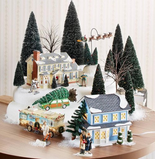 Department 56 | Griswold Family Tree Figurine - National Lampoon's Christmas Vacation, 3.15 Inch, Multicolor