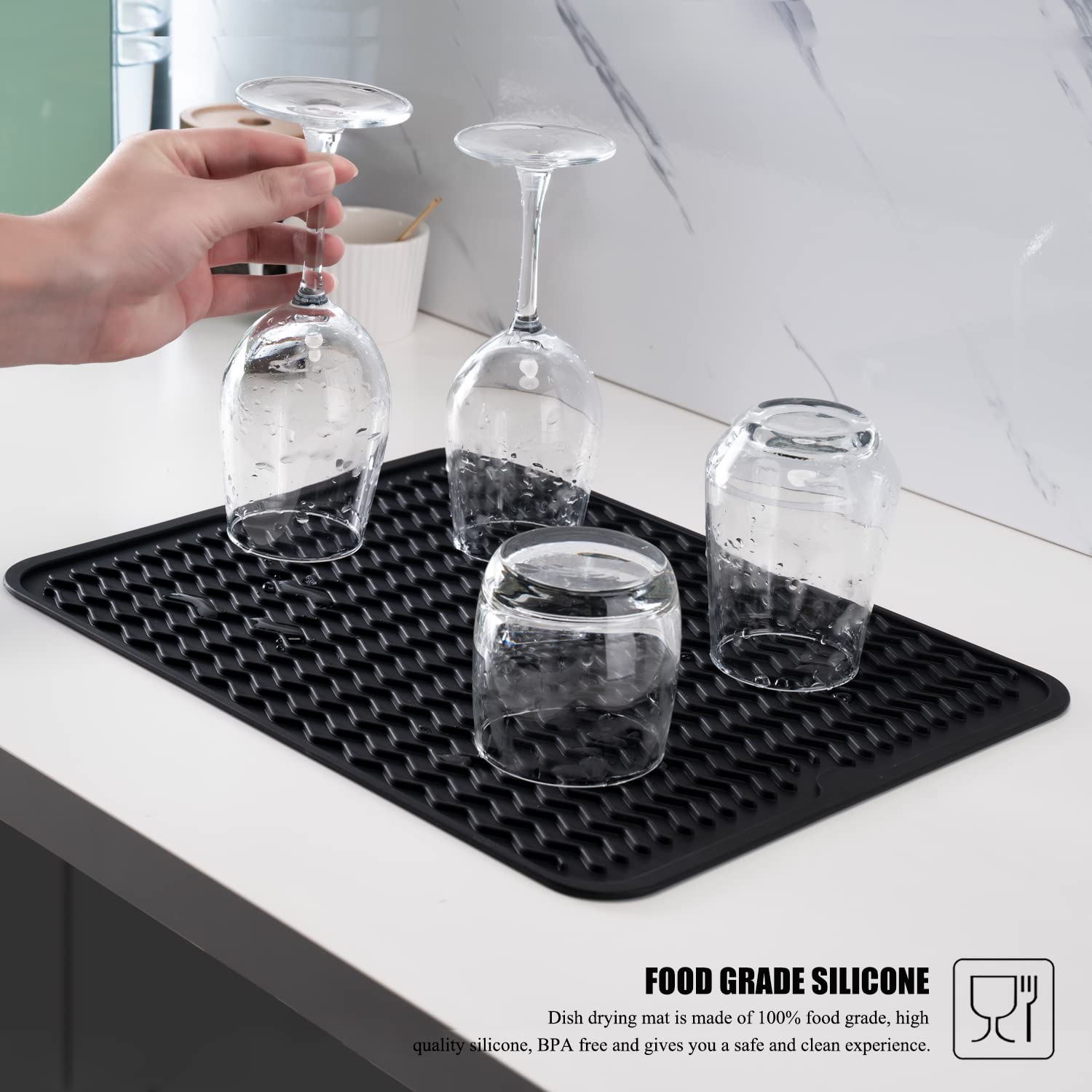 Large 24" x 18" Silicone Dish Drying Mat for Kitchen Counter, Easy clean, Quick Dry, Heat-resistant Dish Drainer Mat for Sink,Refrigerator or Drawer liner (Food Grade Silicone-Black)