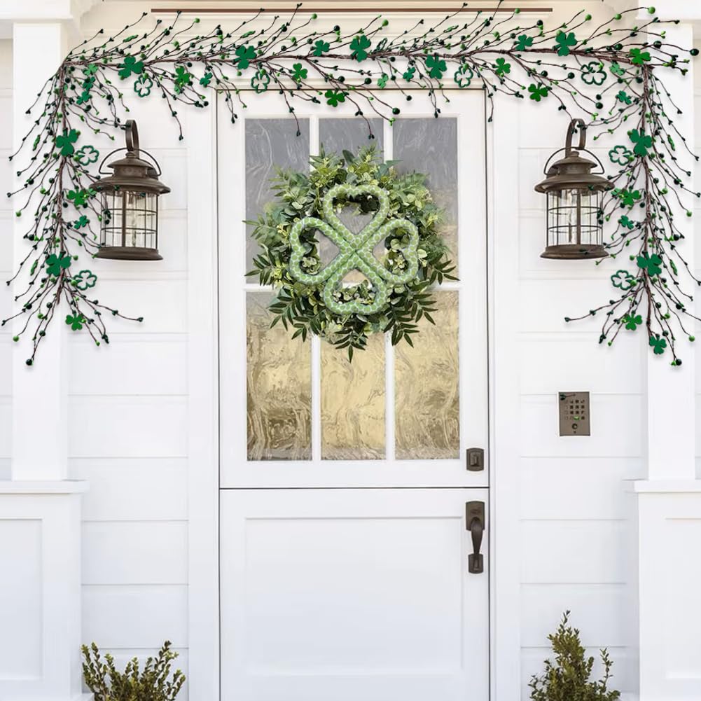 1 Pcs St Patricks Day Garland 5ft, Shamrock Garland, St Patrick's Day with Green Light, St. Patrick's Day Decorations Saint Patricks Irish Decor for Table Mantle Indoor Home