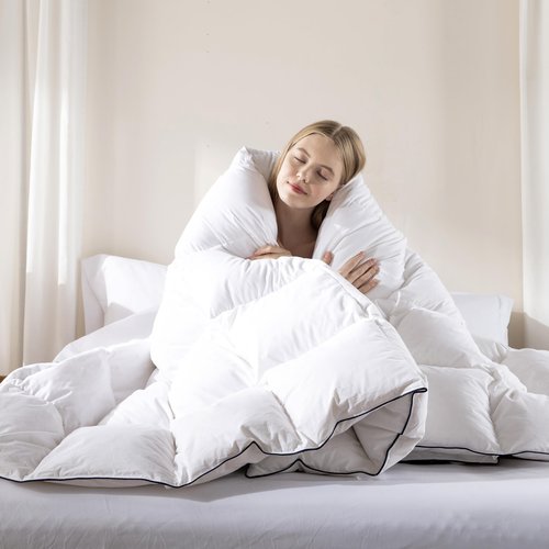 DOWNCOOL Feather Down Fiber Comforter Queen Size, 100% Cotton Ultra Soft Fluffy Duvet Insert Queen, All Season Luxurious Hotel Bedding Comforters with Corner Tabs, White 90"x90"