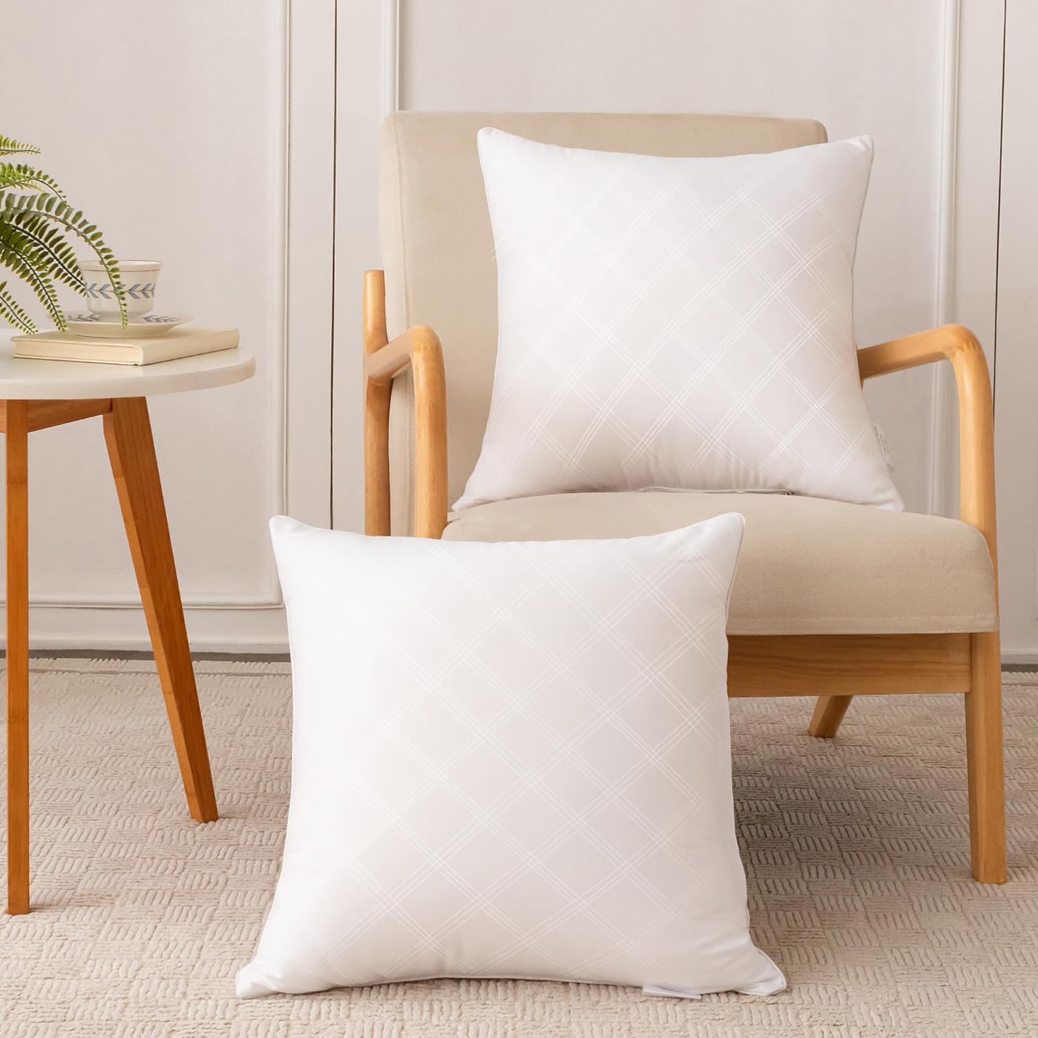 Oubonun Throw Pillow Inserts - Soft & Fluffy 18x18 Inches | Pack of 2 White Cushion Stuffers for Sofa & Bed