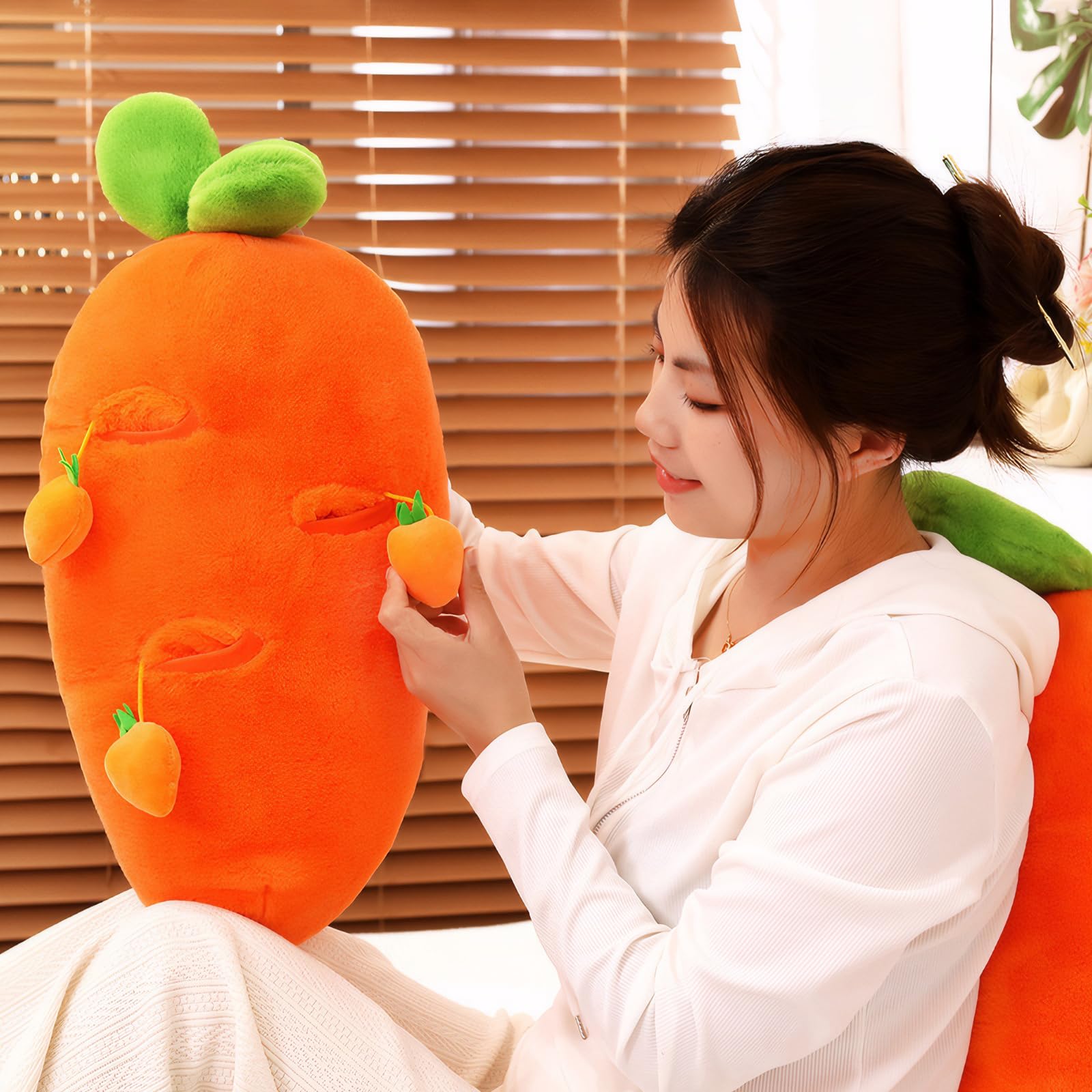 MMTTAO Carrot Plush Toy Vegetable Stuffed Animal Pillow Carrot Plushie Toy Stuffed Cute Soft Plushies Collection Fluffy Hugging Plush Pillow Cushion Home Decoration Gift for Kids Girls Boys, 28Inches