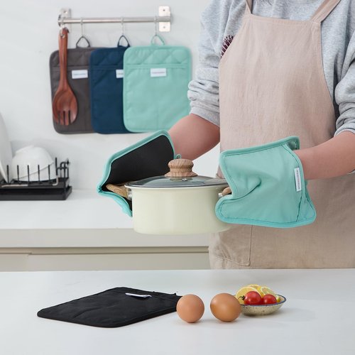 Camruntius Kitchen Pot Holders, 7"x9", Rectangular with Pocket, Cotton and Neoprene Heat-Resistant Potholders for Cooking and Baking, Machine Washable, 3-Piece Set (Sky Blue)