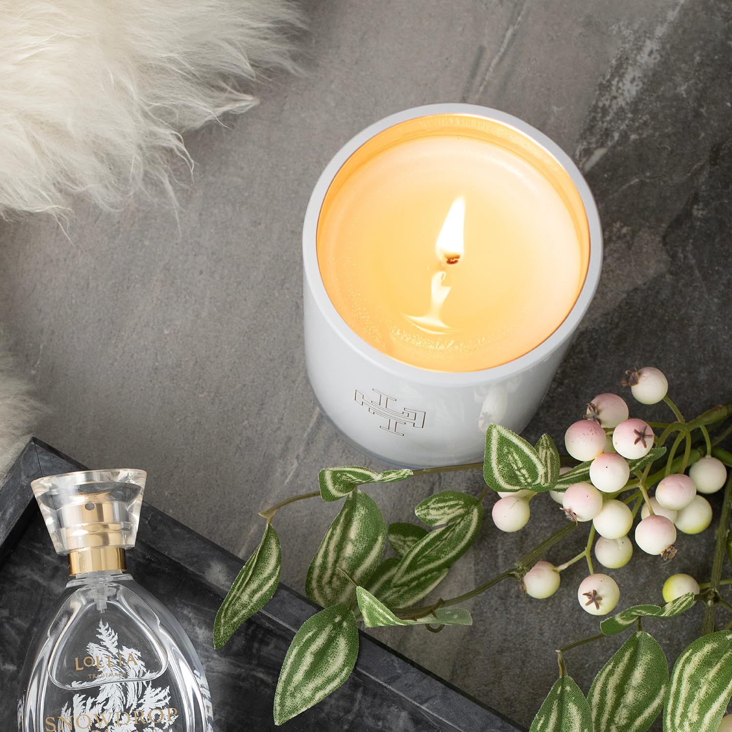LOLLIA Snowdrop Luminary, 11 oz, 312 g, Winterberry & Cashmere Scented Soy Candle, 70 Hour Long Lasting Burn Time, Luxury Home Fragrance & Aromatherapy Decor