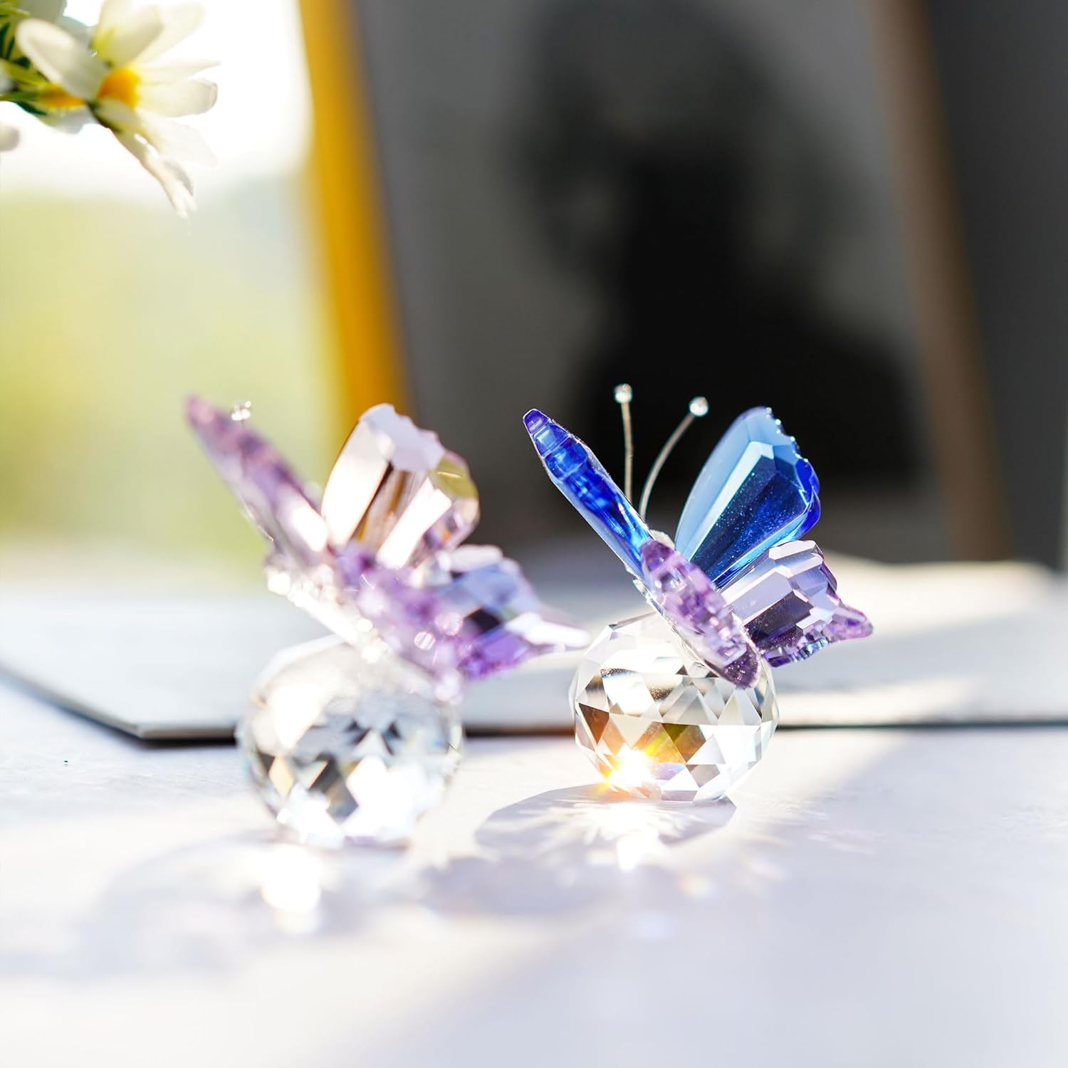 Skiennix Crystal Butterfly Figurines - Elegant Collectible Ornaments with Clear Ball Base | 2-Piece Set for Weddings & Gifts
