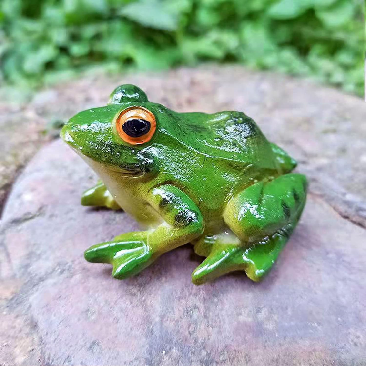 Skiennix Frog Statues - Miniature Resin Sculptures for Garden & Indoor Decor | 2 Pcs Set