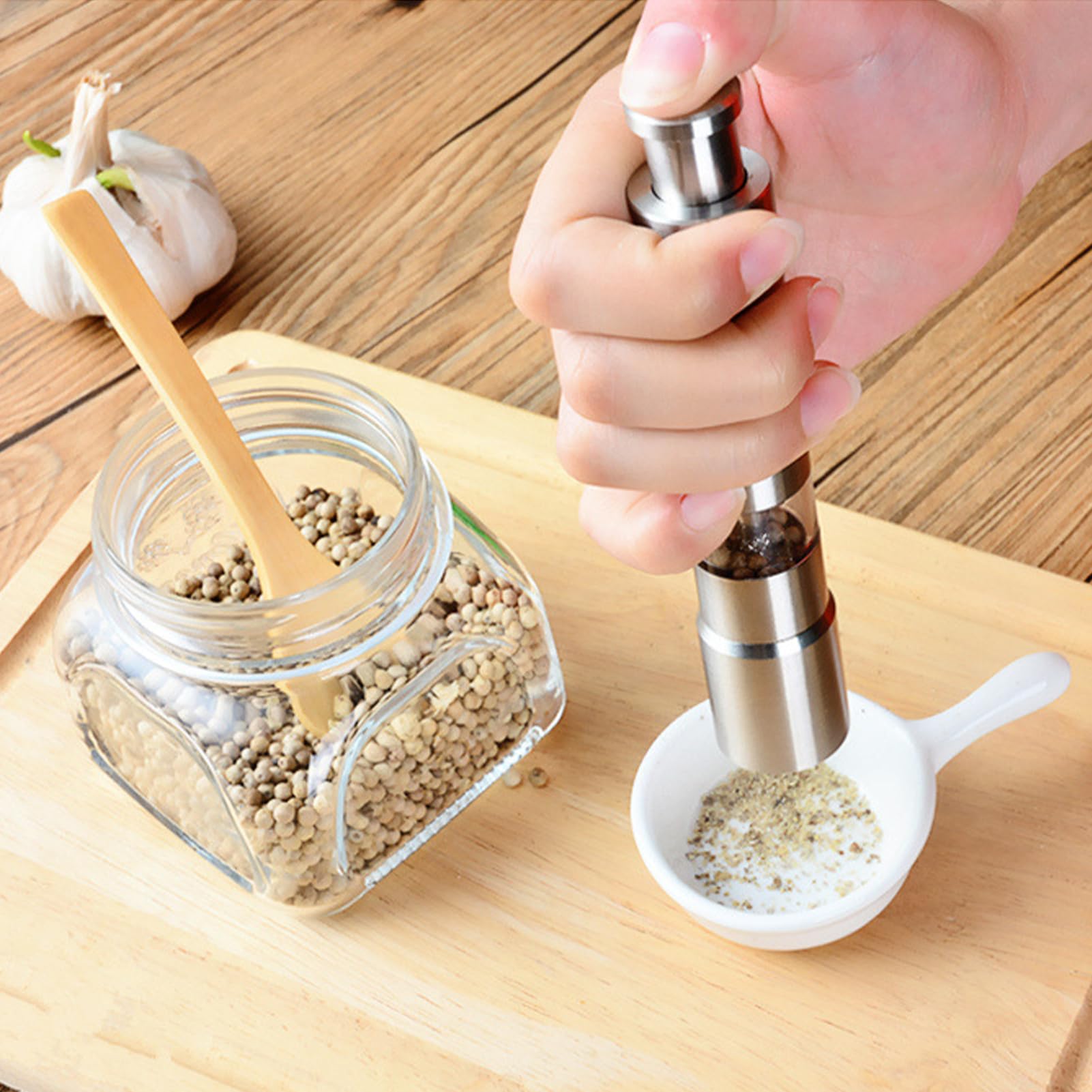 1 Pcs Salt And Pepper Grinder,Modern Thumb Stainless Steel Push Button Salt And Pepper Grinder,For Black Pepper, Sea Salt And Himalayan Salt, Spice And Salt(Silver)