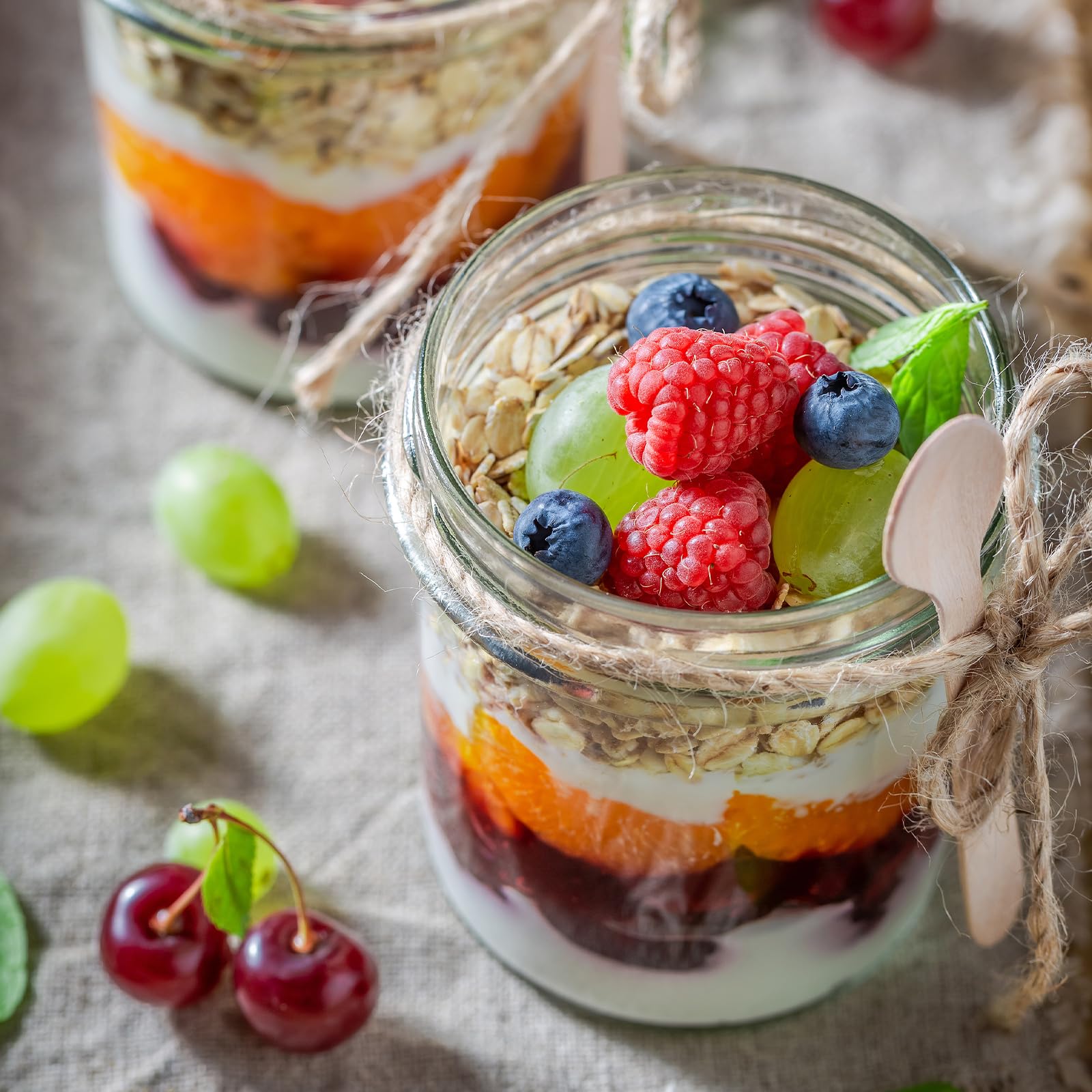 SHOWIN Overnight Oats Containers with Lids, 16oz Glass Jars with Lids 8 pcs, Wide Mouth Mason jars for Salad, Yogurt, Snacks, Meal Prep