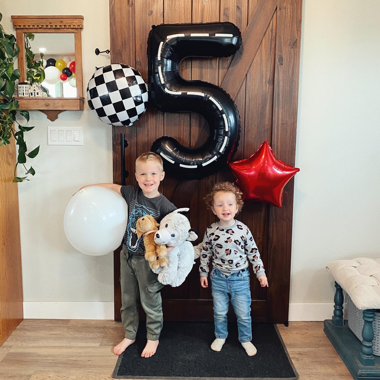 Race Car 5 Balloon - 40 Inch Black Number 5 Birthday Balloon Decorations for Kids' Parties