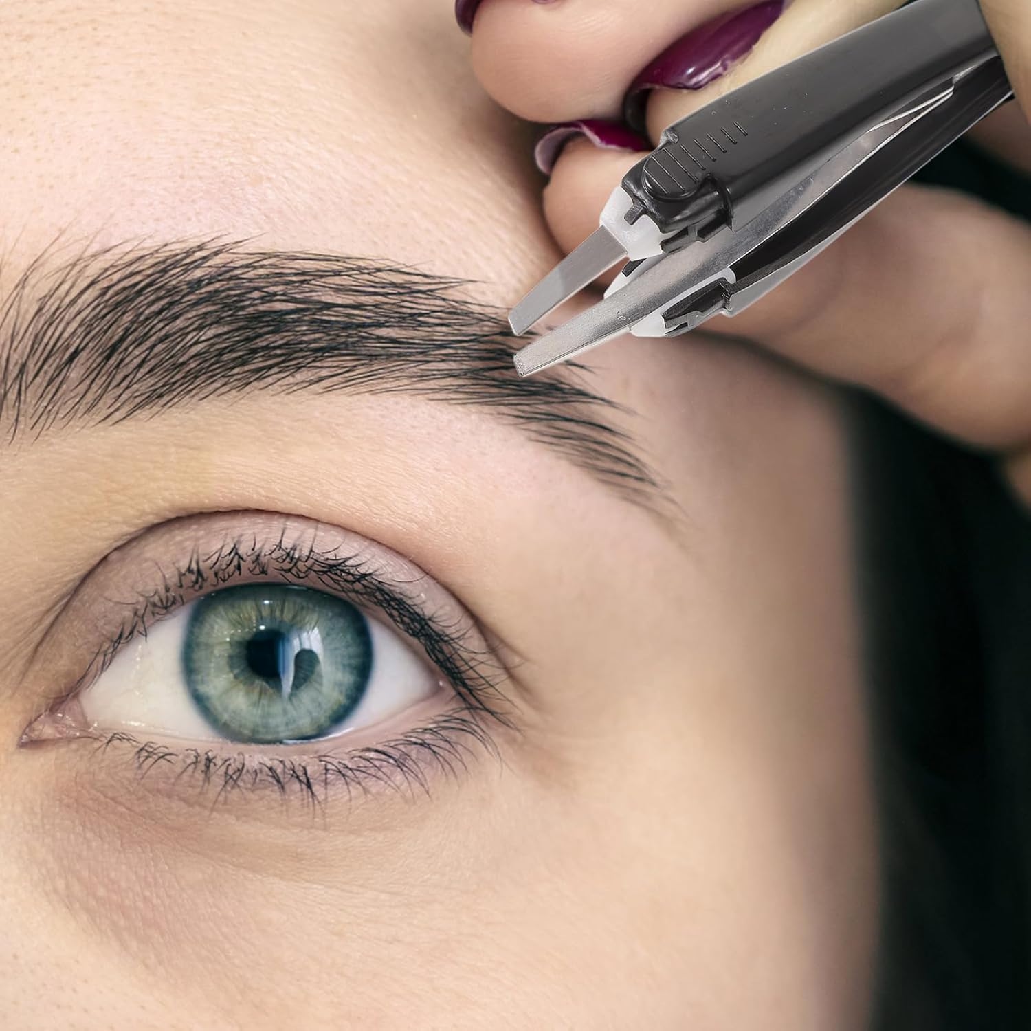Skiennix Automatic Eyebrow Tweezers Set - Professional Retractable Design for Effortless Hair Removal