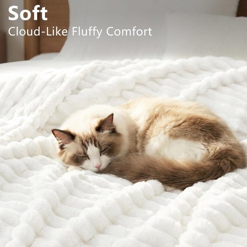 HIMEET Off White Ribbed Queen Size Blanket - 300GSM Lightweight Fleece for Cozy Home Decor | 90x90 Inches