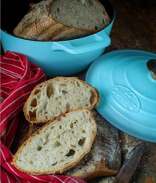 La Cuisine Enameled Cast Iron Dutch Oven Casserole Dish Pot with Lid, 5 QT 10.2" /26cm Dia. Internal Matt Black Enamel Coating for bread baking,Teal Enamel Finish Exterior, Oven Safe up to 500° F
