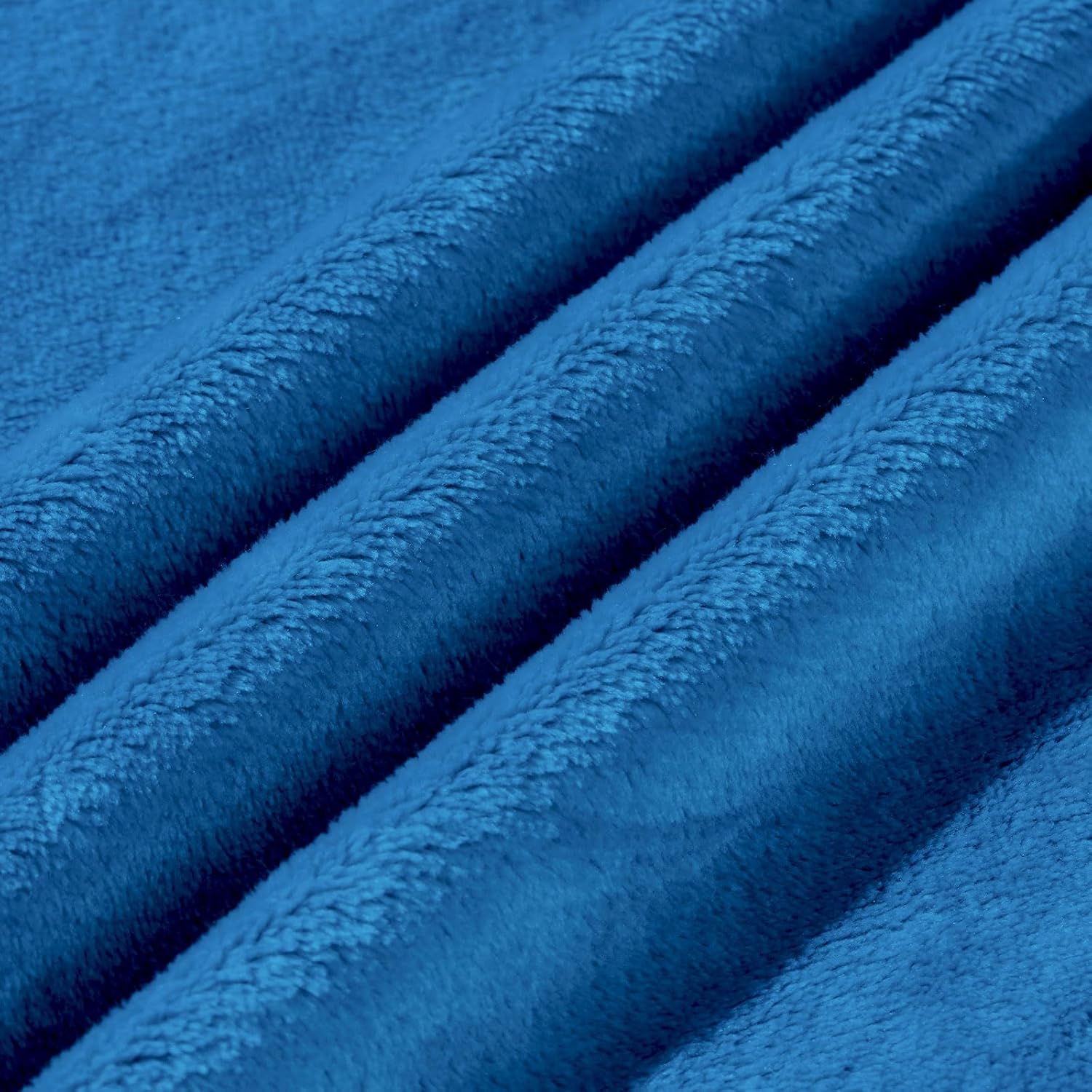 Skiennix Flannel Fleece Bed Blanket - Soft, Lightweight & Cozy Microfiber | Blue Twin (60"x80")