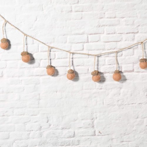 Boao 18 Pcs Felt Acorn Ornaments Christmas Thanksgiving Wool Pom Acorn Ball Decor Hanging Pine Cone Garland with 32.8 ft Rope for Fall Tree Woodland Farmhouse Mantel Wall Decor
