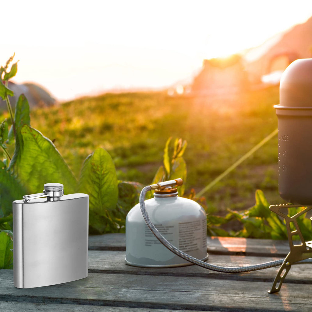 Hoolerry 30 Pack Hip Flasks for Liquor,Stainless Steel Whiskey Flask Set with Funnels Pocket Bulk for Groomsmen Gifts, Bridesmaids, Bachelor Party, Wedding Favor Supplies(6 oz,Silver)