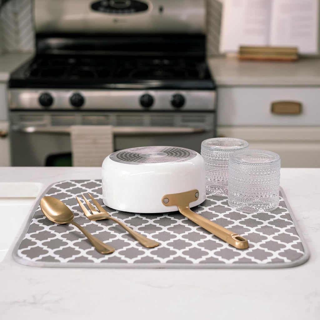 S&T INC. Dish Drying Mat - Absorbent Microfiber Kitchen Counter Pad, 16” x 18”, Large White Trellis