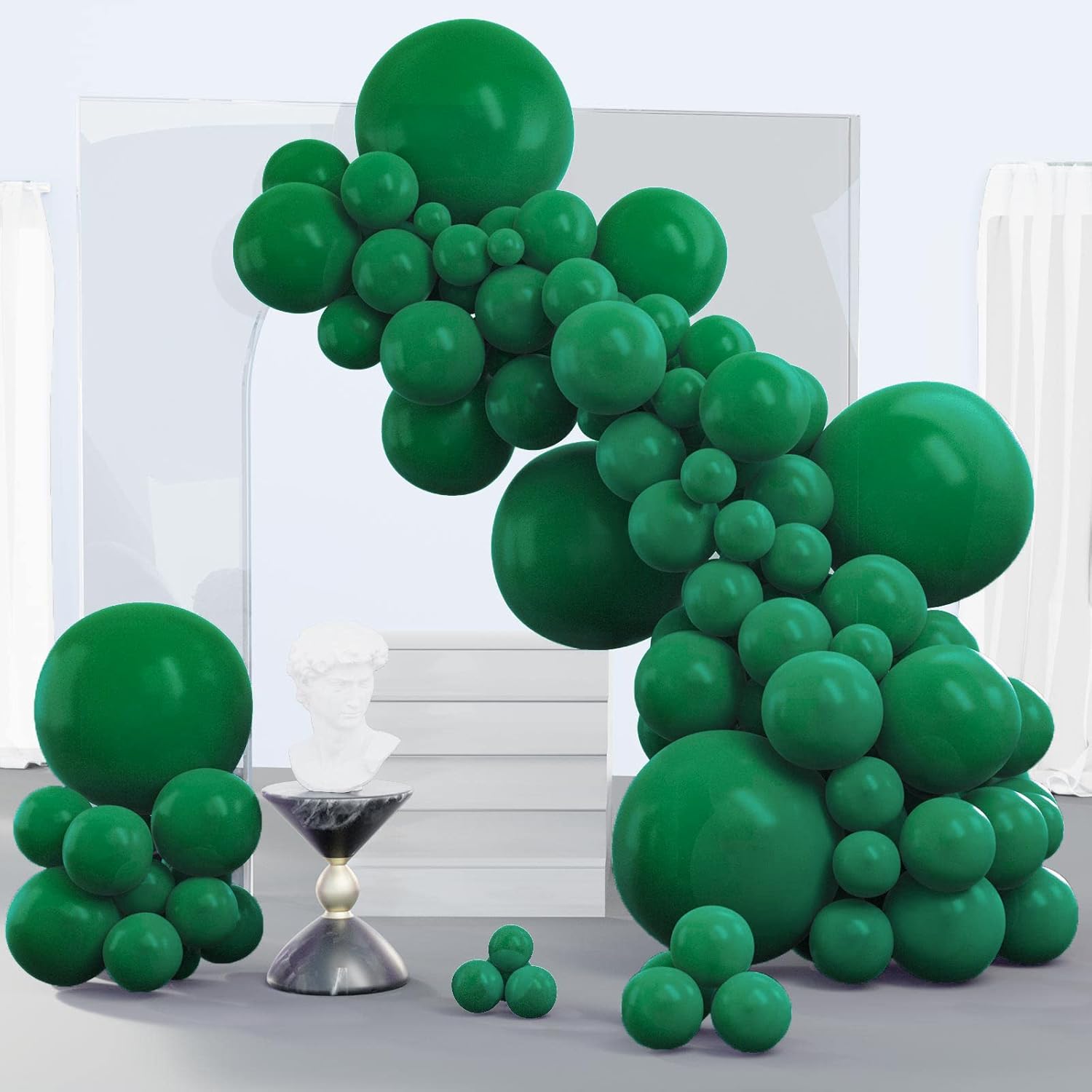 PartyWoo Hunter Green & Red Balloon Arch Kit - 140pcs in 5, 10, 12, & 18 Inch Sizes for Festive Celebrations