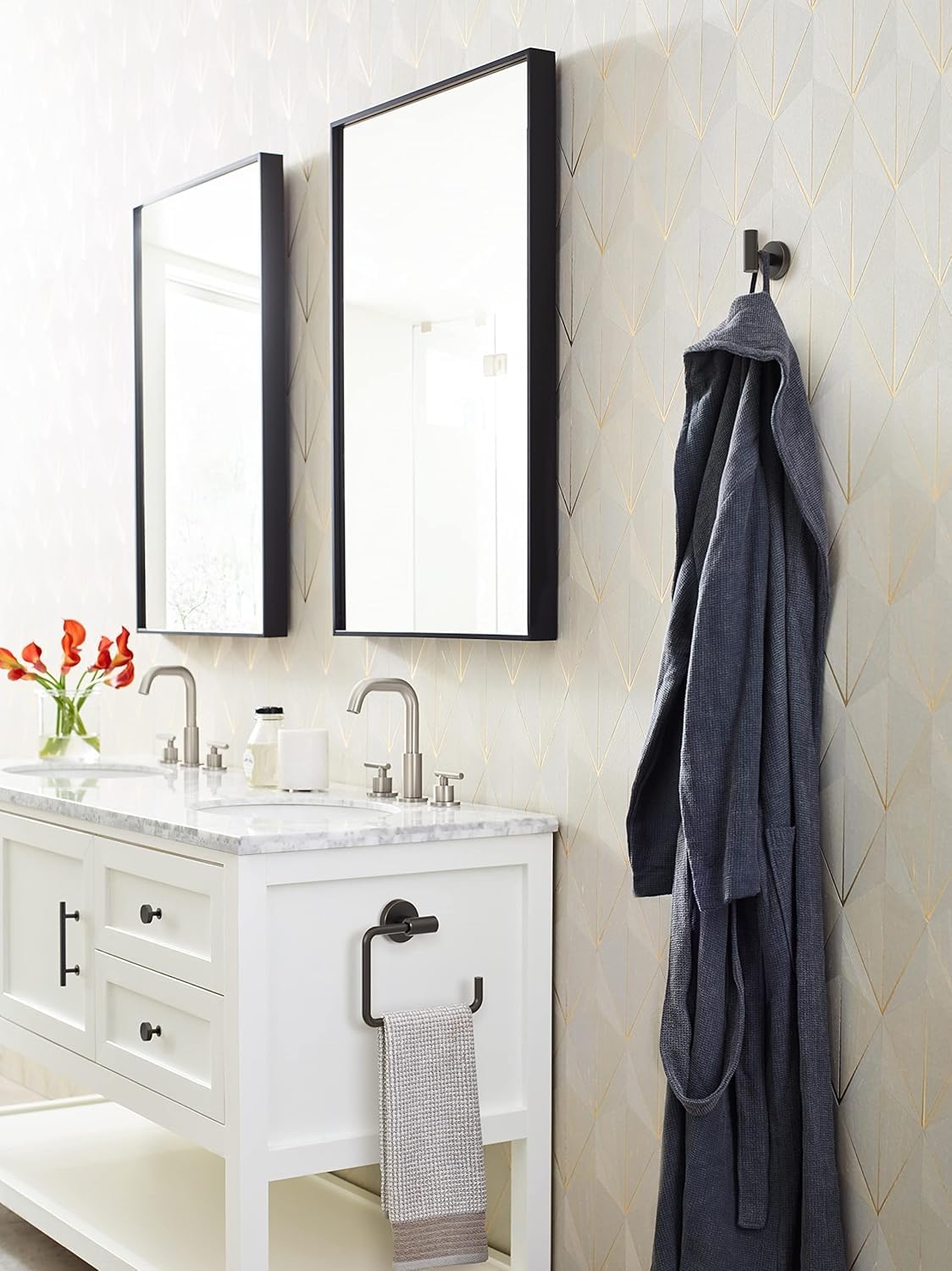 Amerock BH26541ORB | Oil Rubbed Bronze Towel Ring | 6-7/16 in (164 mm) Length Towel Holder | Arrondi | Hand Towel Holder for Bathroom Wall | Small Kitchen | Bath Accessories
