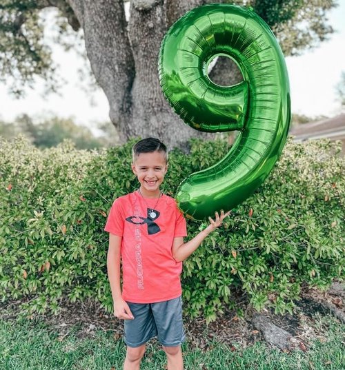 Green Number 19 Balloon - 40 Inch Birthday Decoration for 19th Birthday Parties | St. Patrick's Day Theme