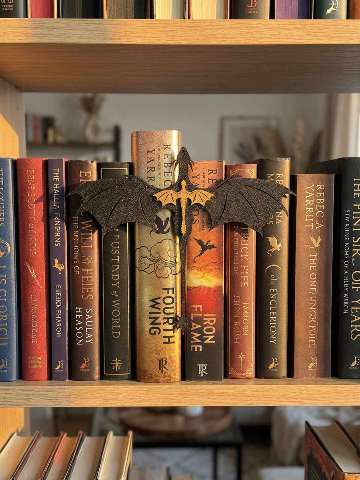 TwoDays Dragon Wing Inspired Bookshelf Display Decor - Romantasy Romance Merch, Fantasy Book Accessories Merchandise, Gifts for Bookish Book Lovers Library (8.5'' x 6.8'')