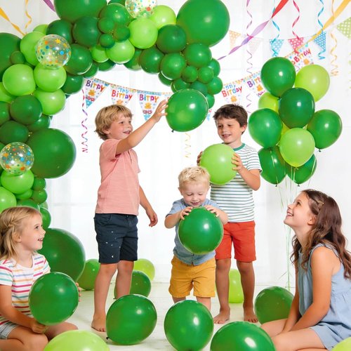Dark Green Balloons by [Brand Name] - 110 Pcs 12 Inch Latex Helium Party Balloons for Christmas Celebrations