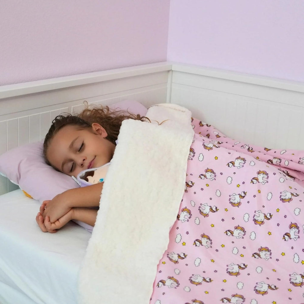 Kids Sherpa Throw Blanket – Soft Cotton & Warm Sherpa Toddler Blanket, Pink Unicorn & Clouds Pattern, Plush Winter Bed Throw, 40 x 60 inches