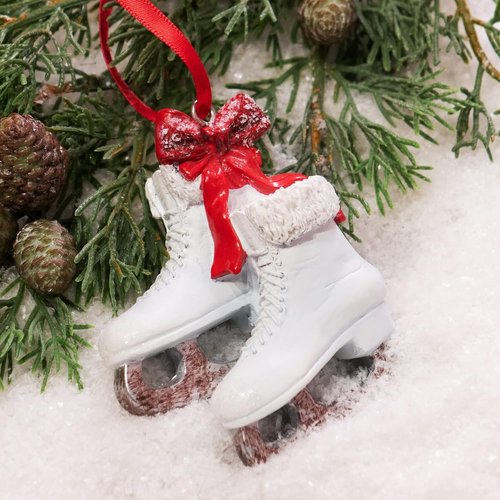 Braxio Decorative Ice Skate Christmas Ornament - 3.46 Inch Hanging Figurine for Holiday Decor