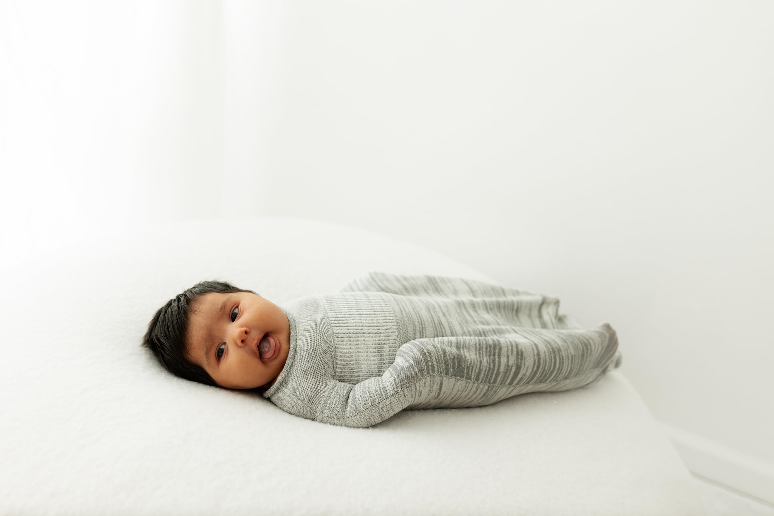 Swaddelini Swaddle Sleep Sack, Easy-to-Use Baby Sleep Sack, Helps Babies Sleep Longer, 0-3 Months, 6-12 Pounds, Grey