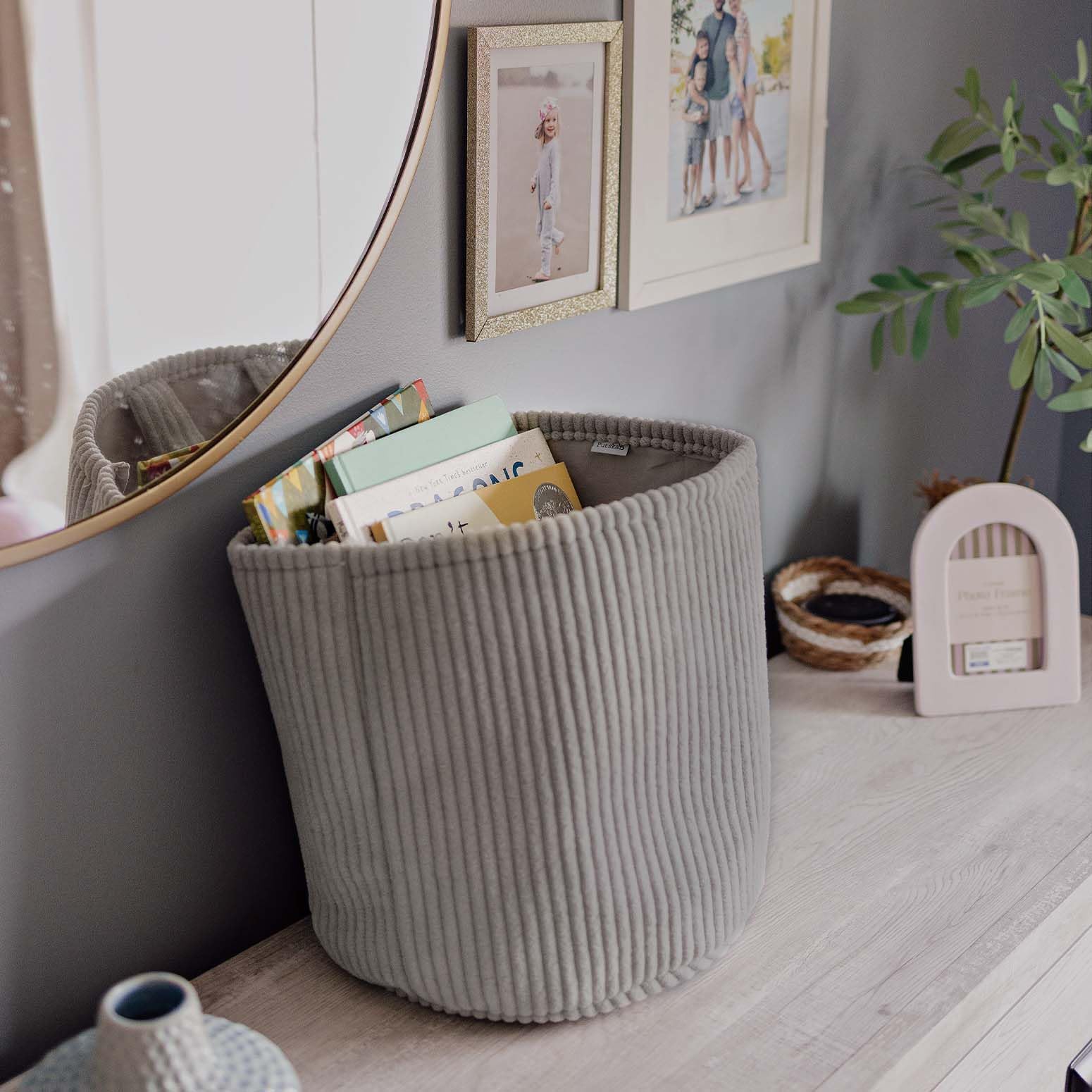 PUTSKA Blanket Basket – Round Storage for Toys and Blankets, Clothes, Stuffed Animals – Soft Baby Girl Basket for Nursery, Kids Room, Bedroom, Living Room – Large, Brown