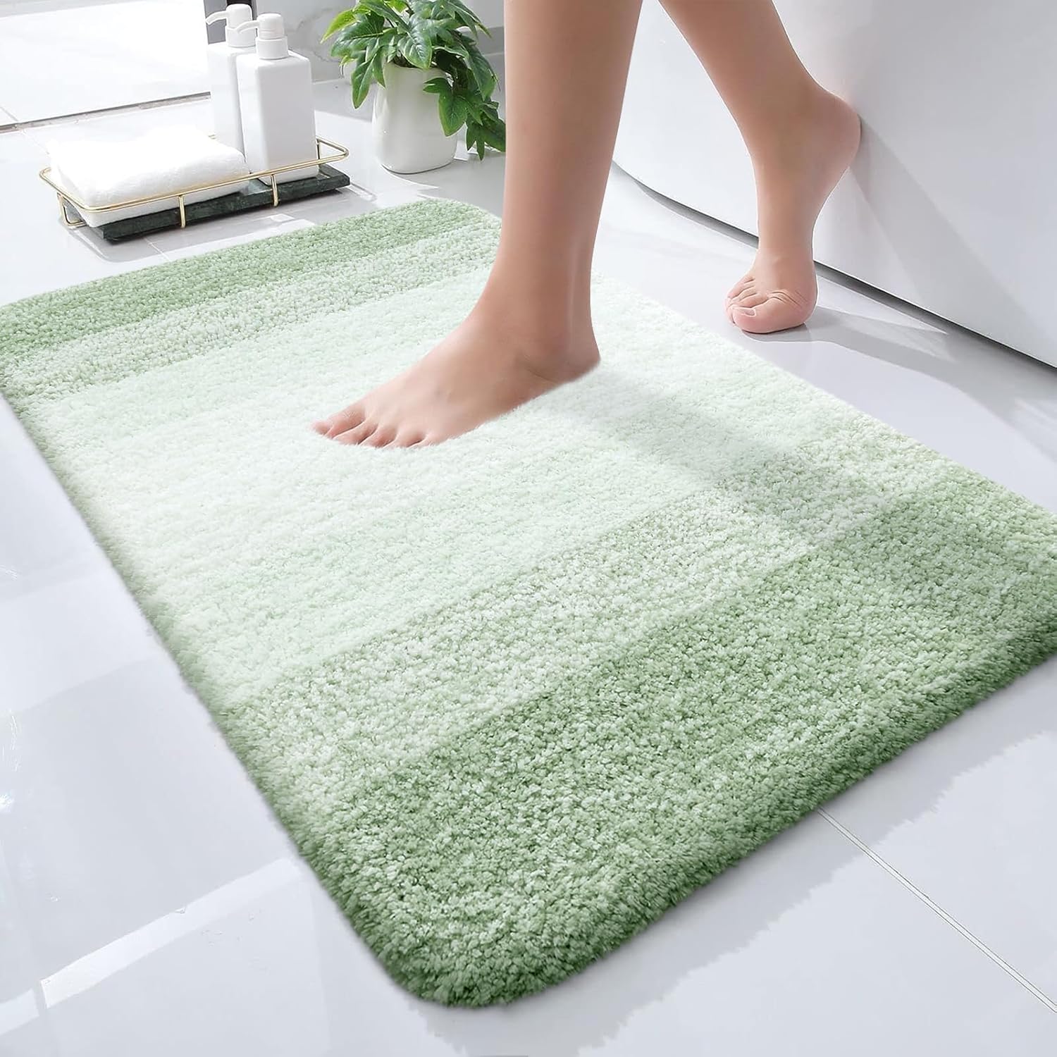 OLANLY Bathroom Rugs - Extra Soft Microfiber Mat, Quick Dry & Machine Washable | 24x16 Sage Green
