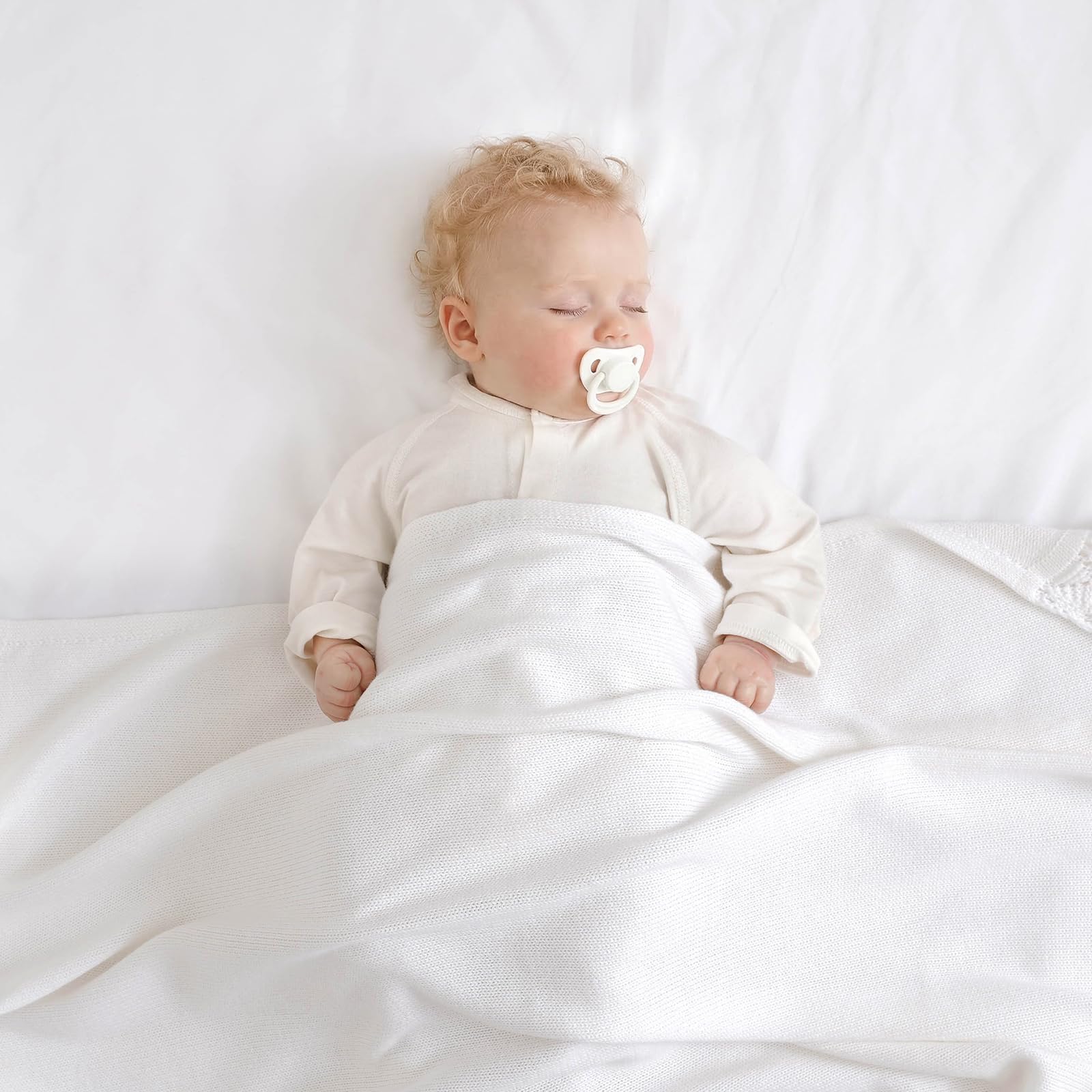 Hadetoto Baby Blanket Soft Cozy Cotton Cable Knit Crochet Receiving Crib Nursery Swaddling Blankets for Newborn Boys Girls (Baby White)