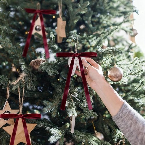 Burgundy Velvet Christmas Tree Bows by [Brand Name] - 30 Pcs Rustic Decor for Wreaths, Garlands & More | 5x7 Inch