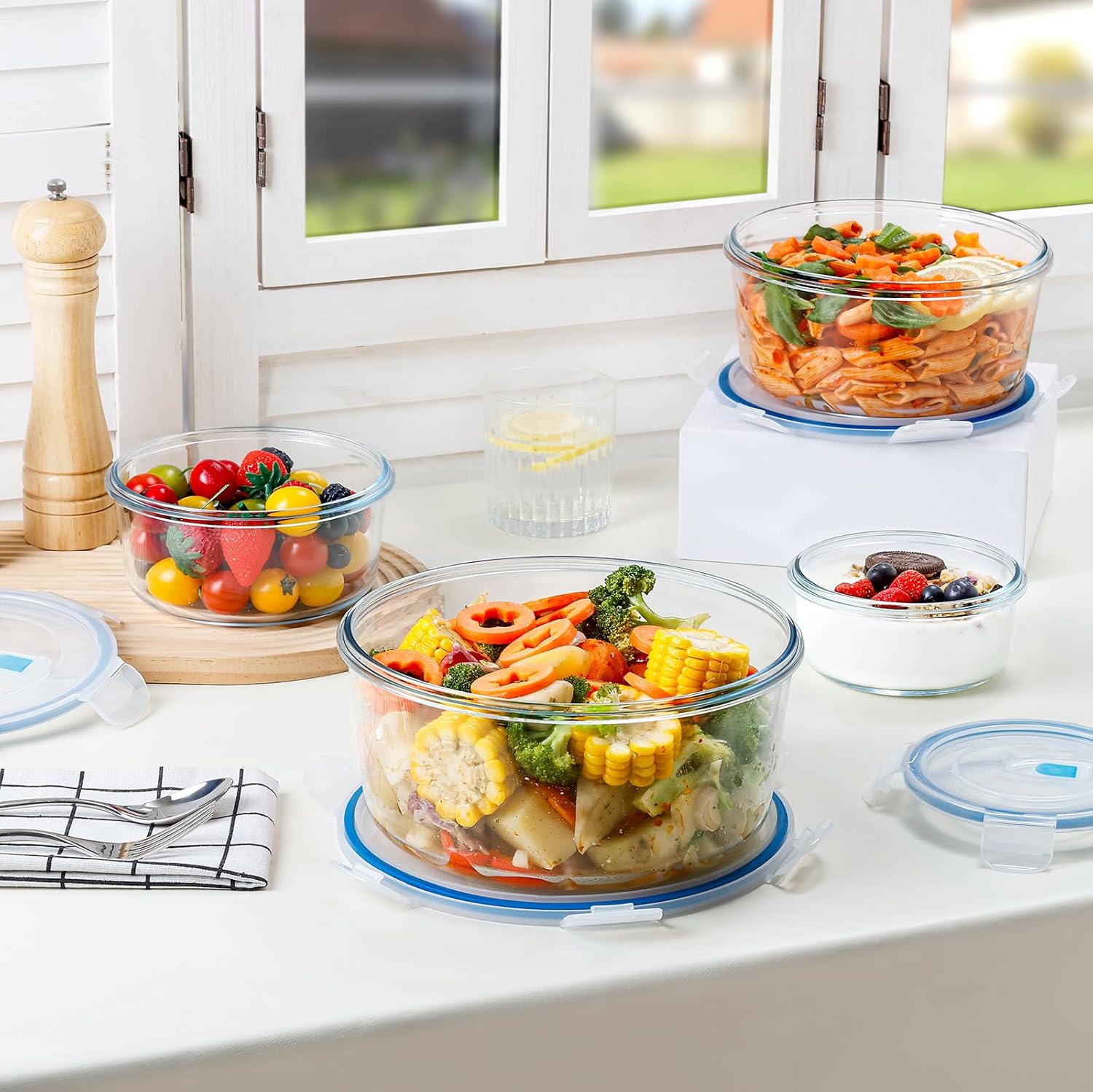 NUTRIUPS Round Glass Food Storage Containers - Airtight Lids for Meal Prep | 4-Piece Set, 15oz Each