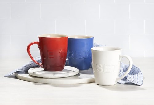 Le Creuset Stoneware Extra-Large Logo Coffee Mug, 20oz., Chiffon Pink