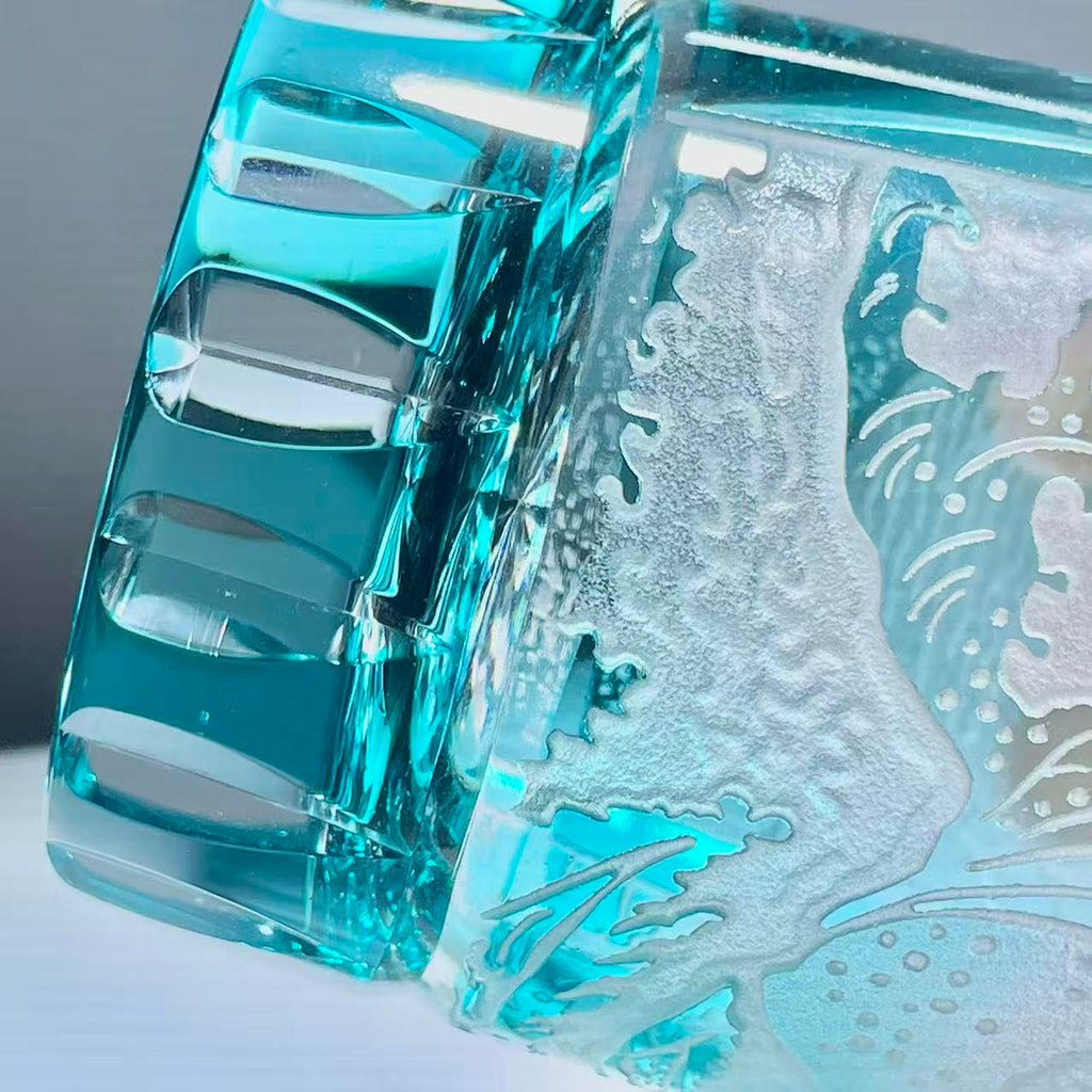 suigetsu Crystal Luxury Whiskey Glass, Mount Fuji Design, Japanese Style Hand Cut Glass Tumblers (turquoise)