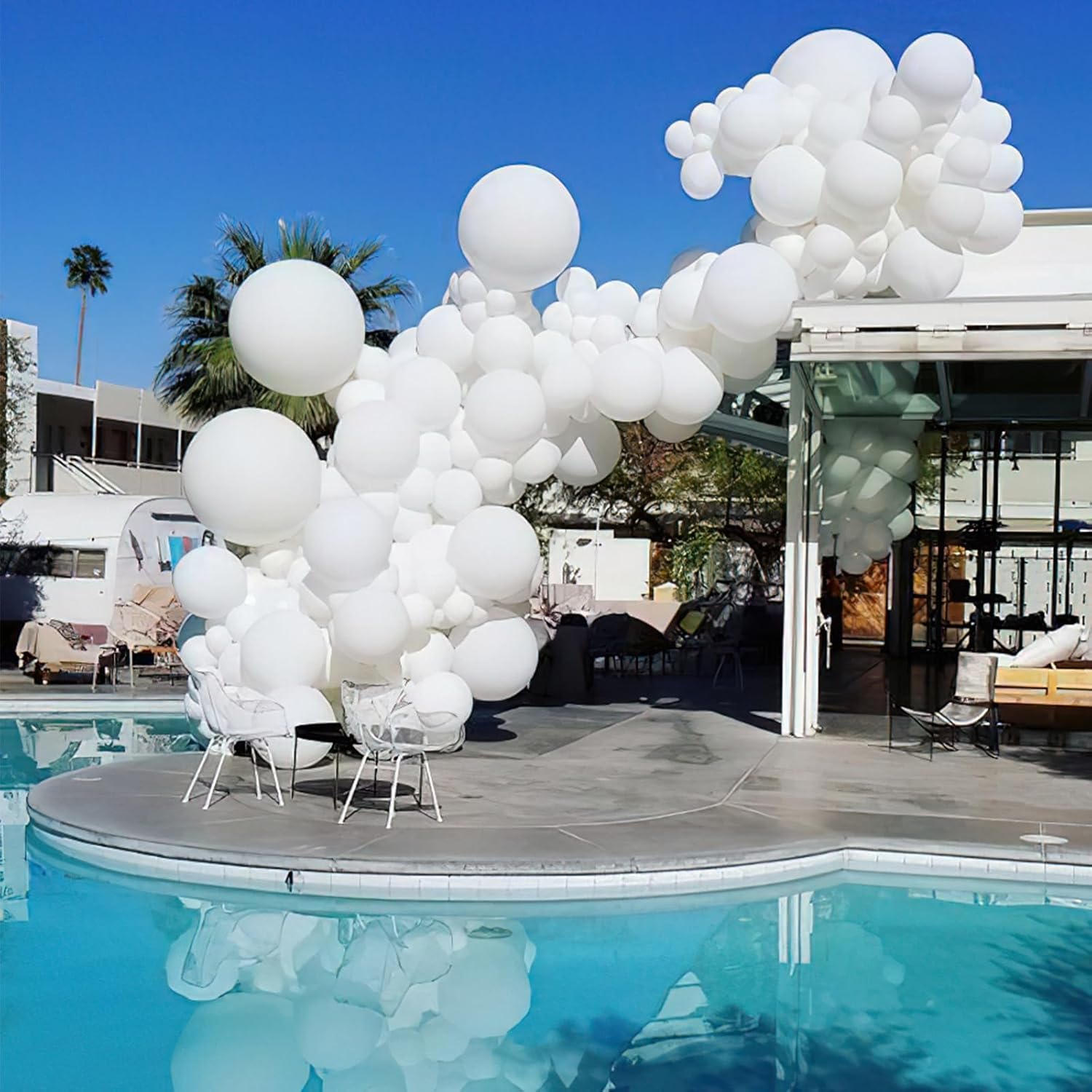 PartyWoo Metallic Gold & White Balloons - 100 Pack for Stunning Celebrations